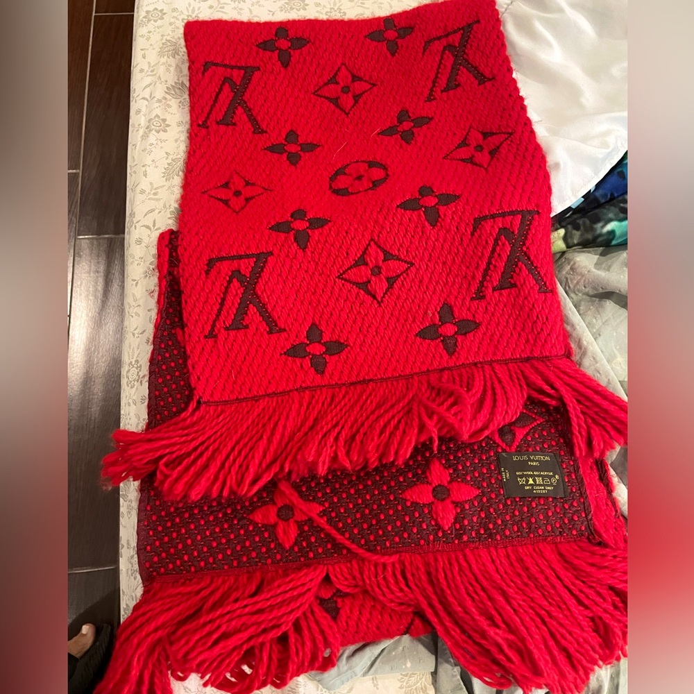 Louis Vuitton Logomania Scarf